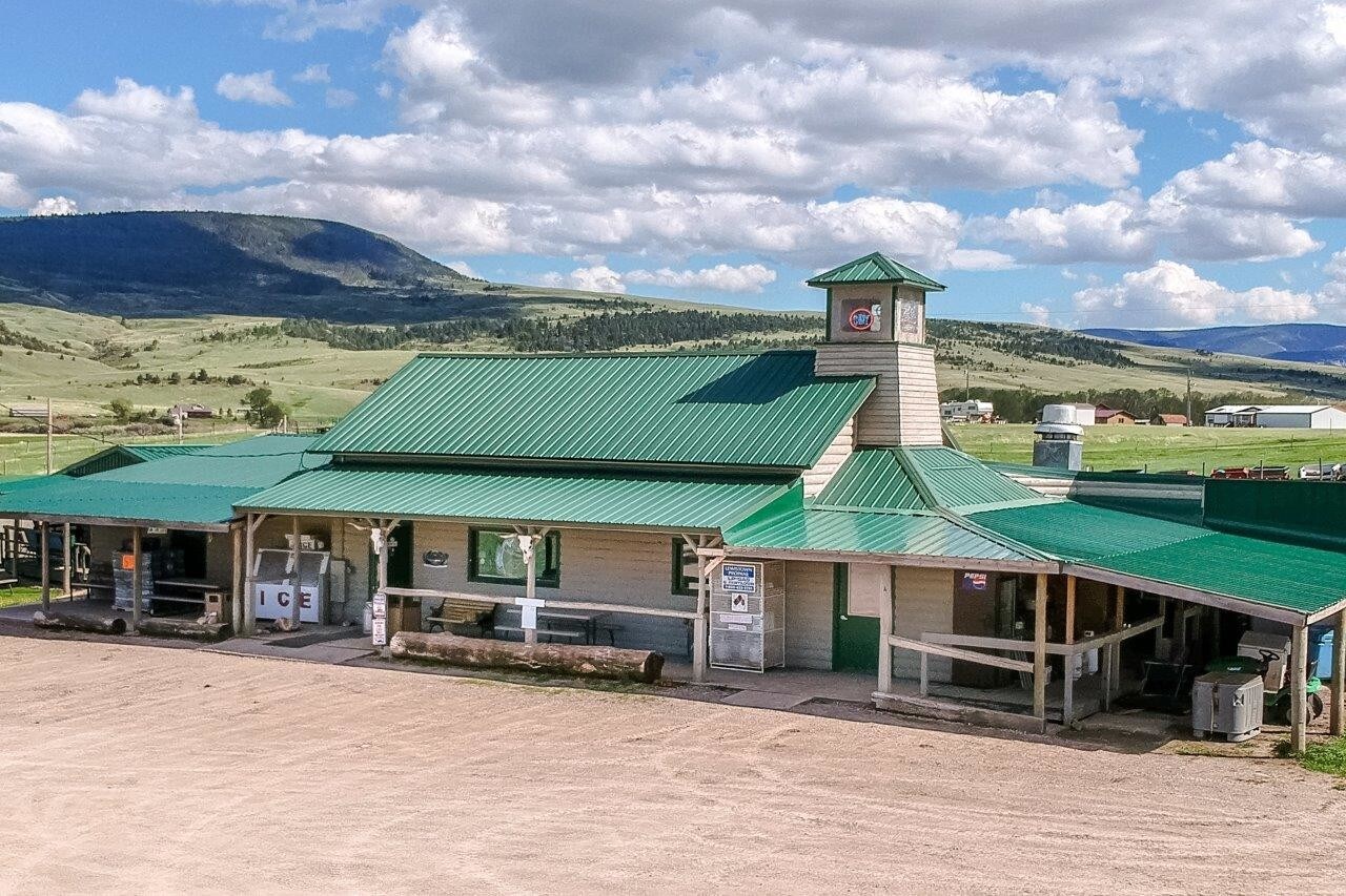 9393 S Fork Rd, Hobson, MT 59452