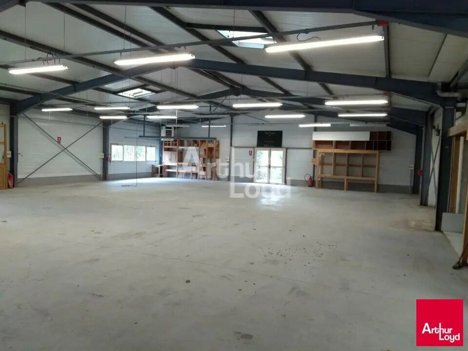 Flex in La Ferté-Beauharnais for lease Interior Photo- Image 1 of 3