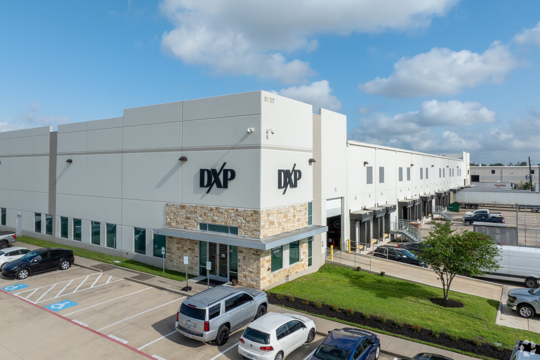 5737 Brittmoore Rd, Houston, TX for sale Primary Photo- Image 1 of 1