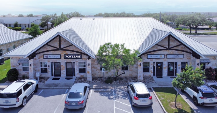 1130 Cottonwood Creek Trl, Cedar Park, TX for lease - Building Photo - Image 1 of 6