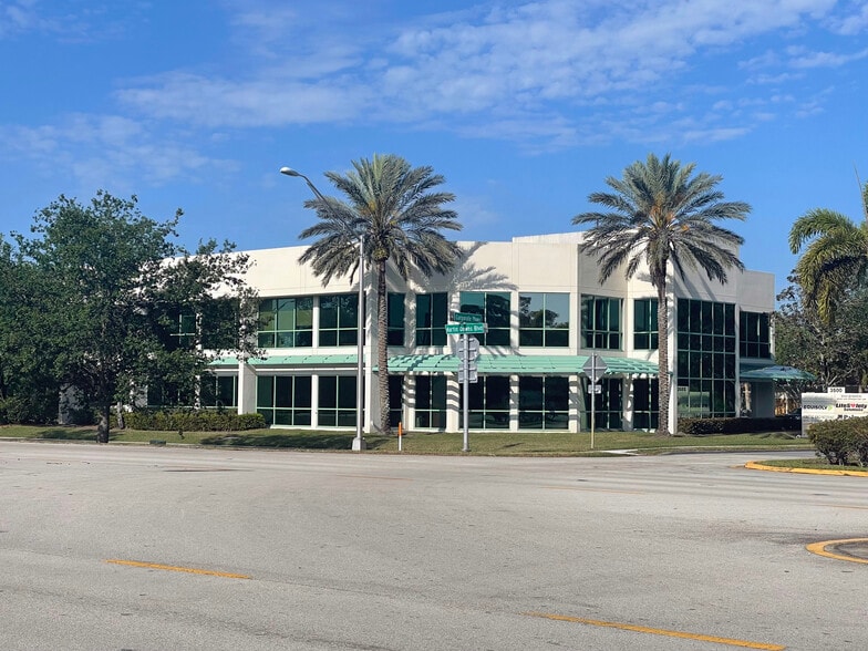 3500 SW Corporate Pky, Palm City, FL for sale - Building Photo - Image 1 of 1