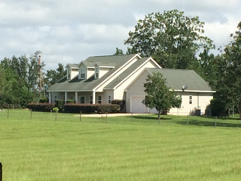 20815 SW 5th Pl, Dunnellon, FL for sale - Primary Photo - Image 1 of 1