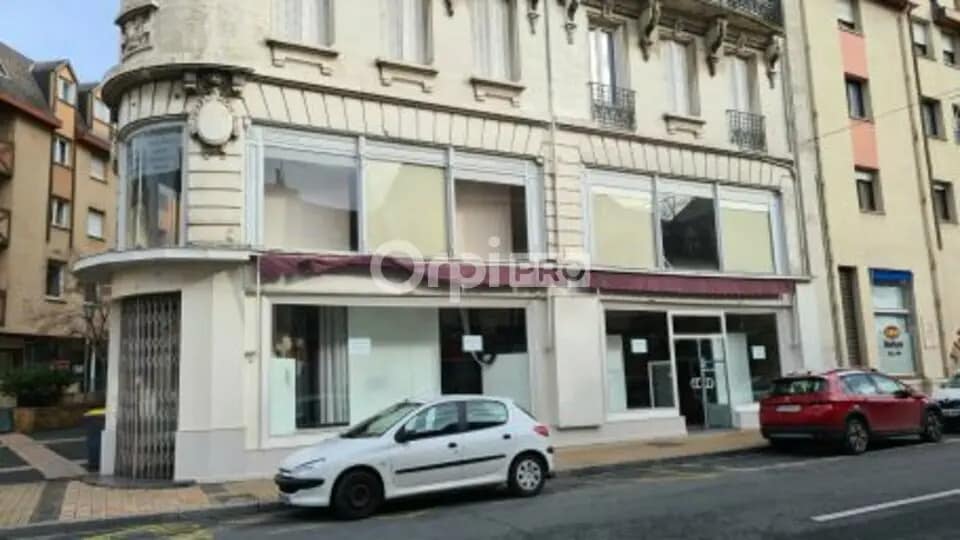 Retail in Montluçon for sale - Building Photo - Image 2 of 10