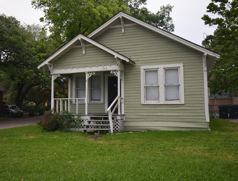 1001 N Park St, Brenham, TX for sale - Primary Photo - Image 1 of 11