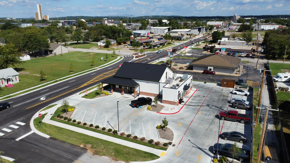 418 Main St, Jenks, OK for sale - Building Photo - Image 1 of 22