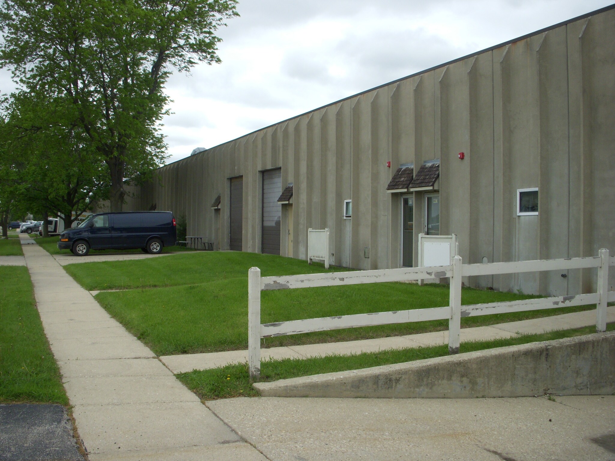 808 Discovery Drive West Chicago Illinois 60185 - jp42gc2
