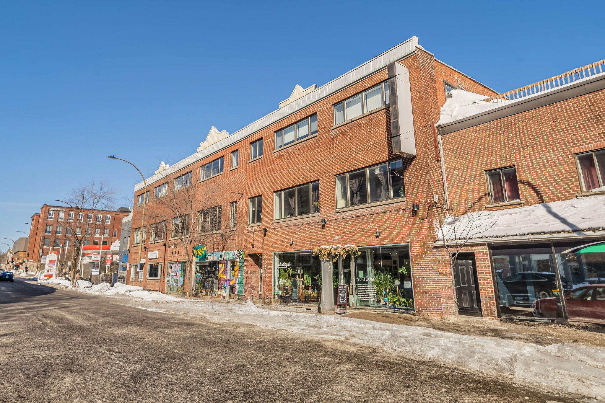 5409 Boul Saint-Laurent, Montréal, QC for sale Building Photo- Image 1 of 1