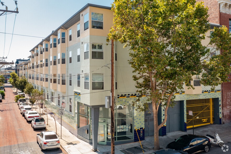 135 Valencia St, San Francisco, CA for lease - Building Photo - Image 2 of 15
