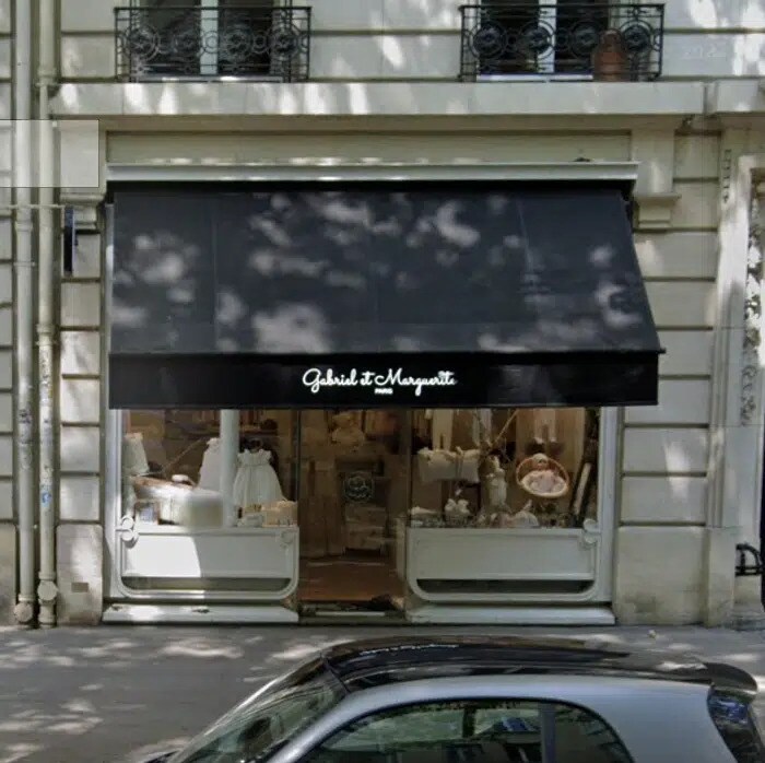 Retail in Paris for lease Building Photo- Image 1 of 4