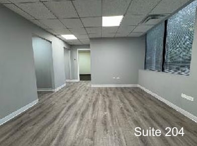 2551 N Clark St, Chicago, IL for lease Interior Photo- Image 1 of 4