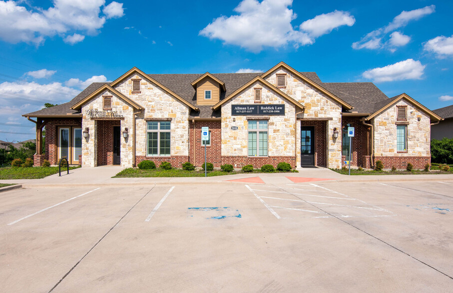 5848 Boat Club Rd, Fort Worth, TX for lease - Primary Photo - Image 1 of 10