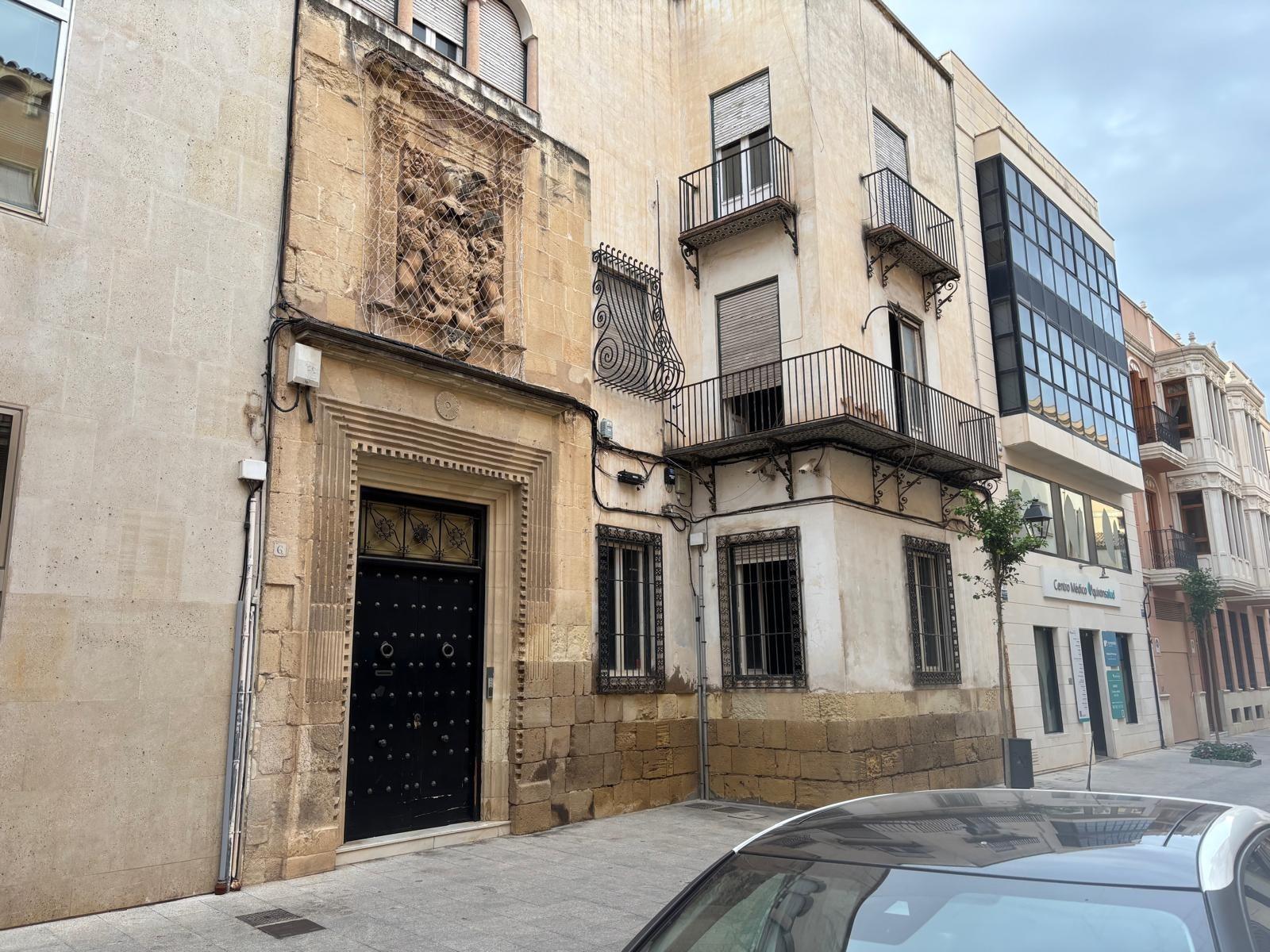 Retail in Elche for lease Building Photo- Image 1 of 10