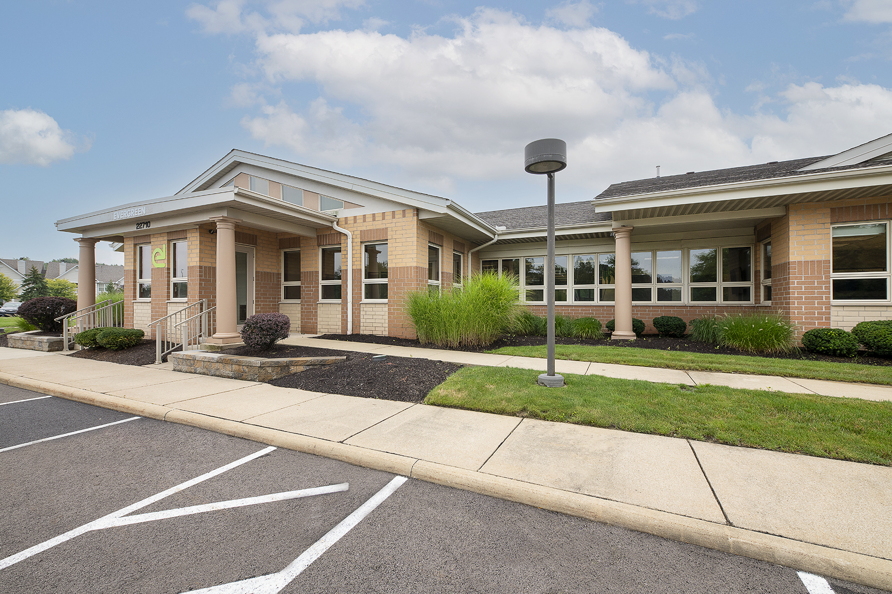 22710 Fairview Center Dr, Fairview Park, OH for lease Building Photo- Image 1 of 10