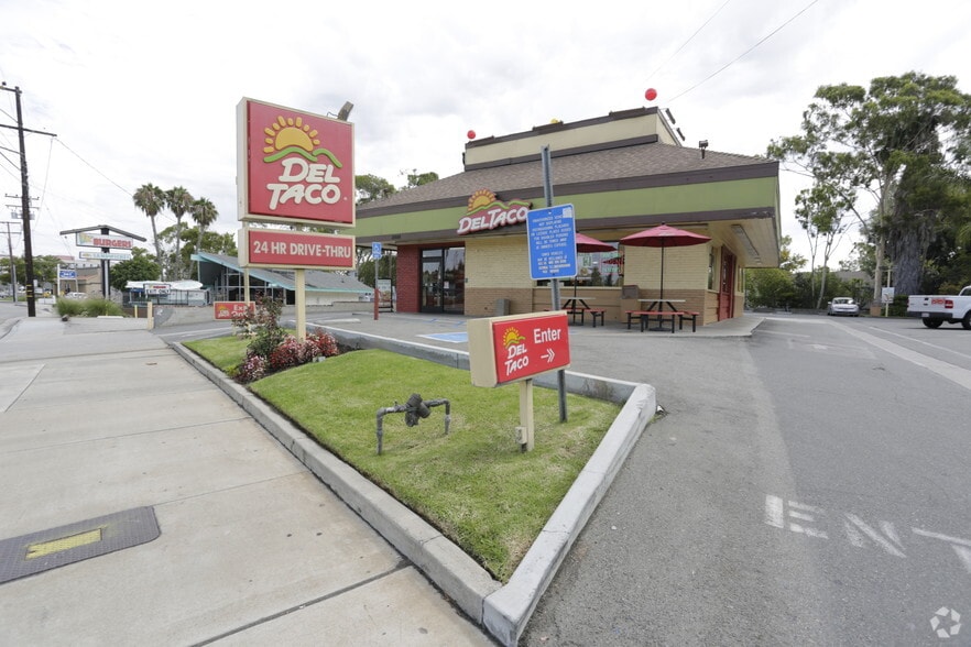 2956 Bristol St, Costa Mesa, CA for lease - Building Photo - Image 3 of 4