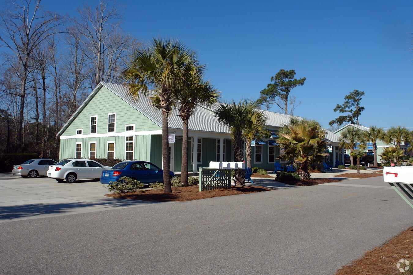 70 Da Gullah Way, Pawleys Island, SC 29585 Office for