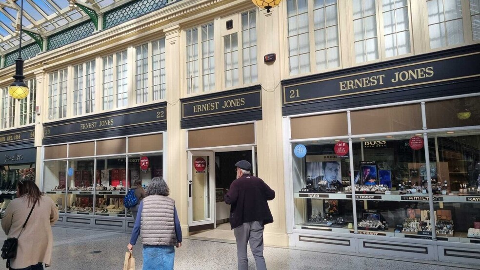 20-22 Argyll Arcade, Glasgow for lease - Building Photo - Image 1 of 11