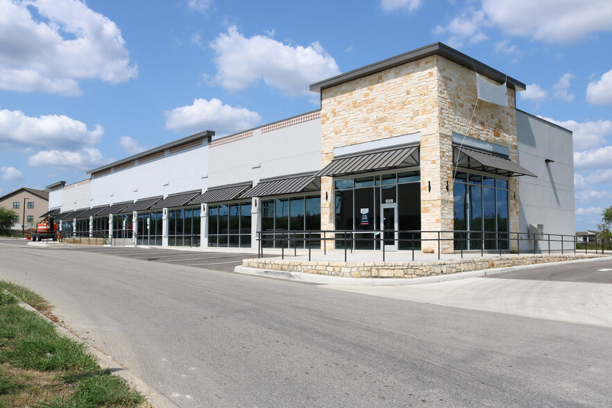 NEC Of Loop 1604 And Lookout Rd, San Antonio, TX for lease - Building Photo - Image 1 of 9