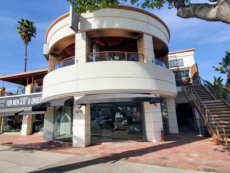 14755 Ventura Blvd, Sherman Oaks, CA for lease - Building Photo - Image 3 of 10