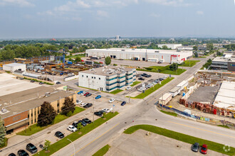 2285 Av Francis-Hughes, Laval, QC - aerial  map view - Image1