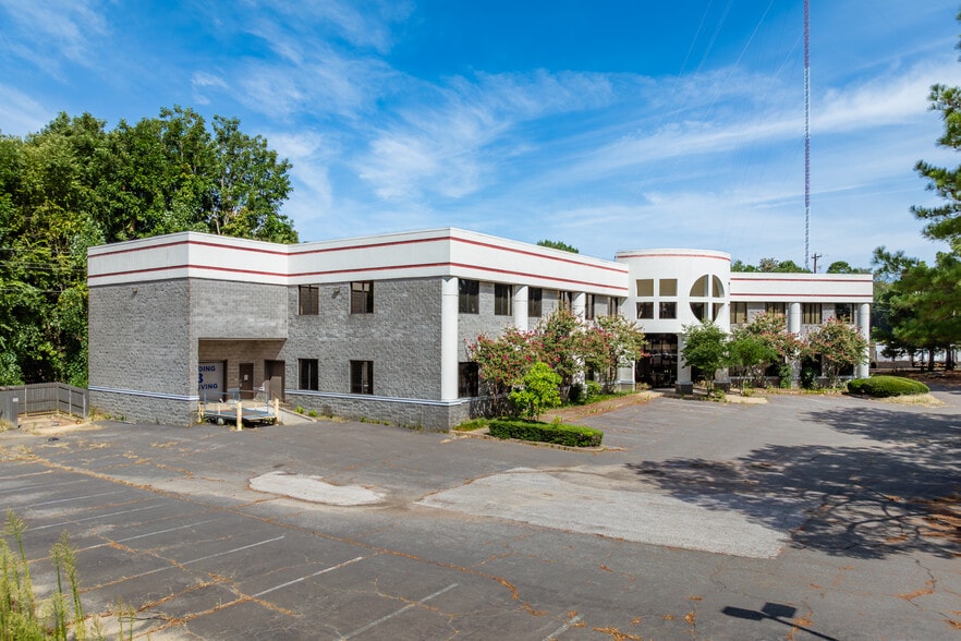 7375 Adrianne Pl, Bartlett TN - Warehouse