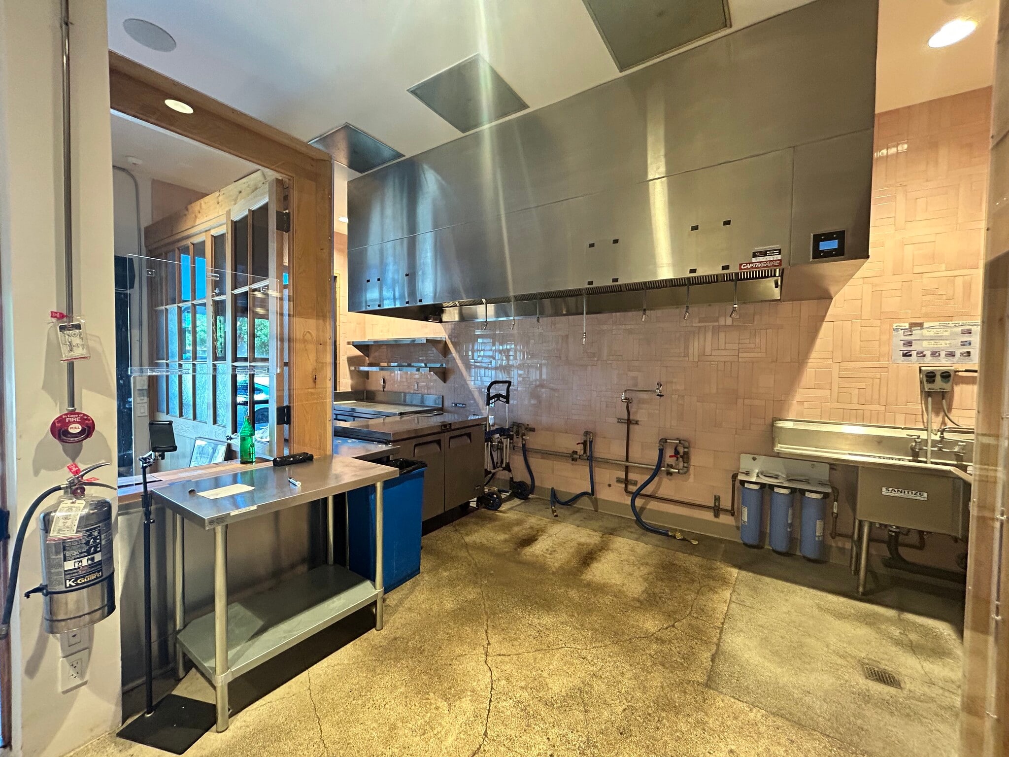 12906 Venice Blvd, Los Angeles, CA for lease Interior Photo- Image 1 of 24