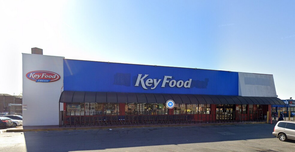 2066 Rockaway Pky, Brooklyn, NY for sale - Primary Photo - Image 1 of 1