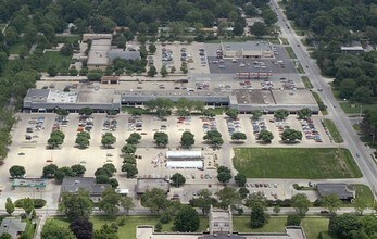 320-350 S 25th St, Terre Haute, IN - AERIAL map view