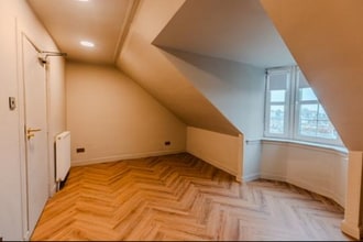 21 Wellington Sq, Ayr for lease Interior Photo- Image 1 of 1