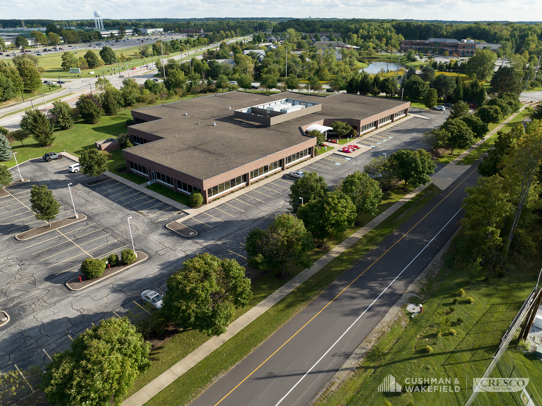 5700 Darrow Rd, Hudson, OH for lease Building Photo- Image 1 of 8