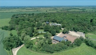 More details for Kingswood Ln, Aylesbury - Office/Retail for Lease