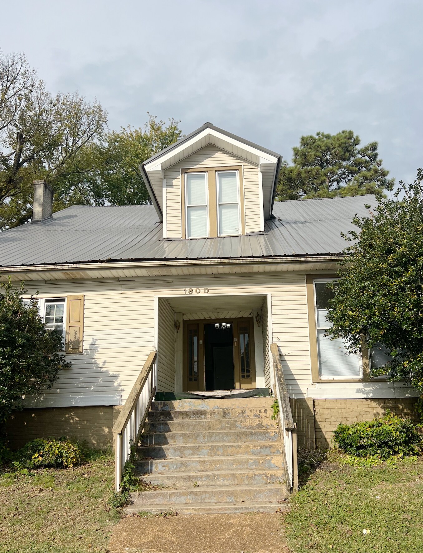 1800 S Main St, Columbia, TN for sale Building Photo- Image 1 of 1