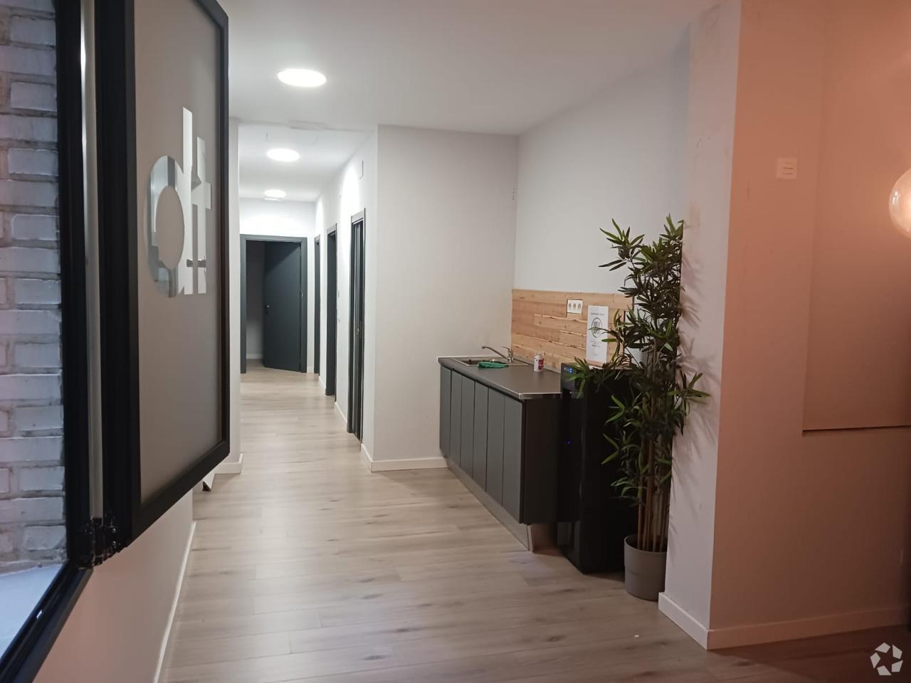 Multifamily in Madrid, Madrid for sale Interior Photo- Image 1 of 2