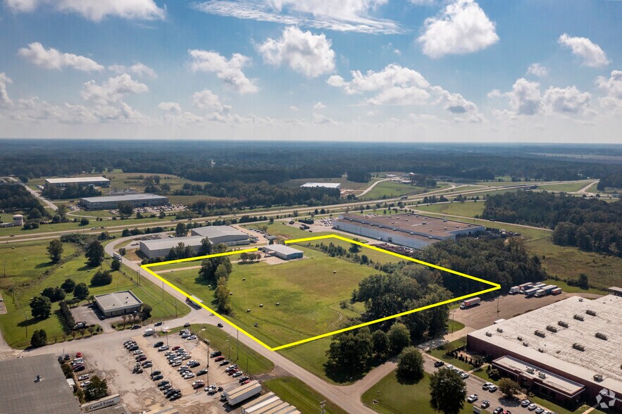 261 CDF Blvd, Tupelo, MS for sale - Primary Photo - Image 1 of 1