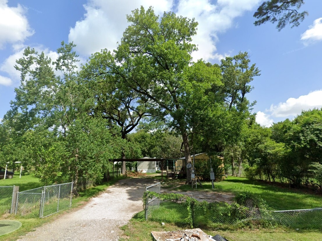 15215 Colville St, Channelview, TX for sale Primary Photo- Image 1 of 2