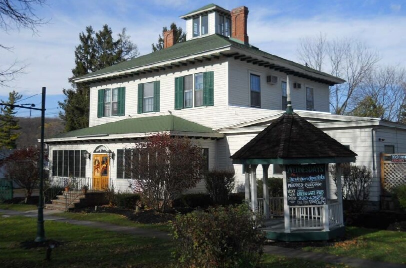 2 W Genesee St, Camillus, NY for sale - Primary Photo - Image 1 of 1