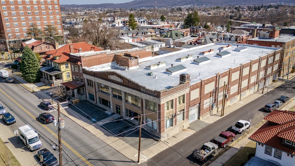 1518 W Walnut St, Allentown, PA for lease - Building Photo - Image 1 of 18