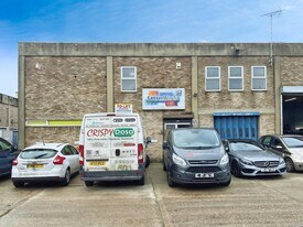 61-73 Loverock Rd, Reading BKS - Warehouse