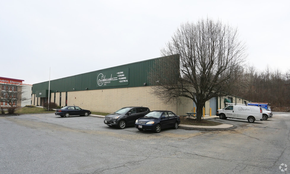 10330 S Dolfield Rd, Owings Mills, MD for lease - Building Photo - Image 2 of 4