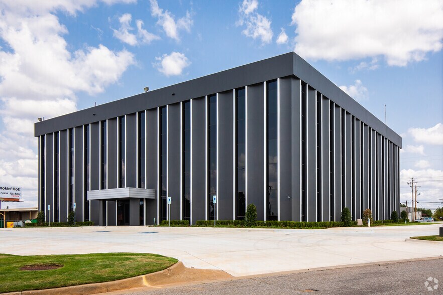 3303 S Meridian Ave, Oklahoma City, OK 73119 Office Building For Sale