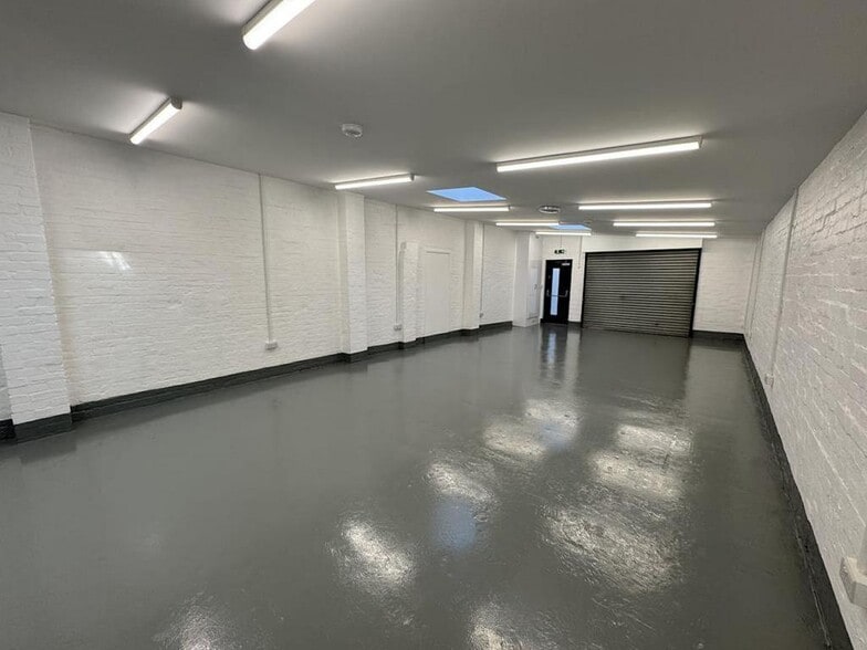 318A King St, London for lease - Building Photo - Image 3 of 24