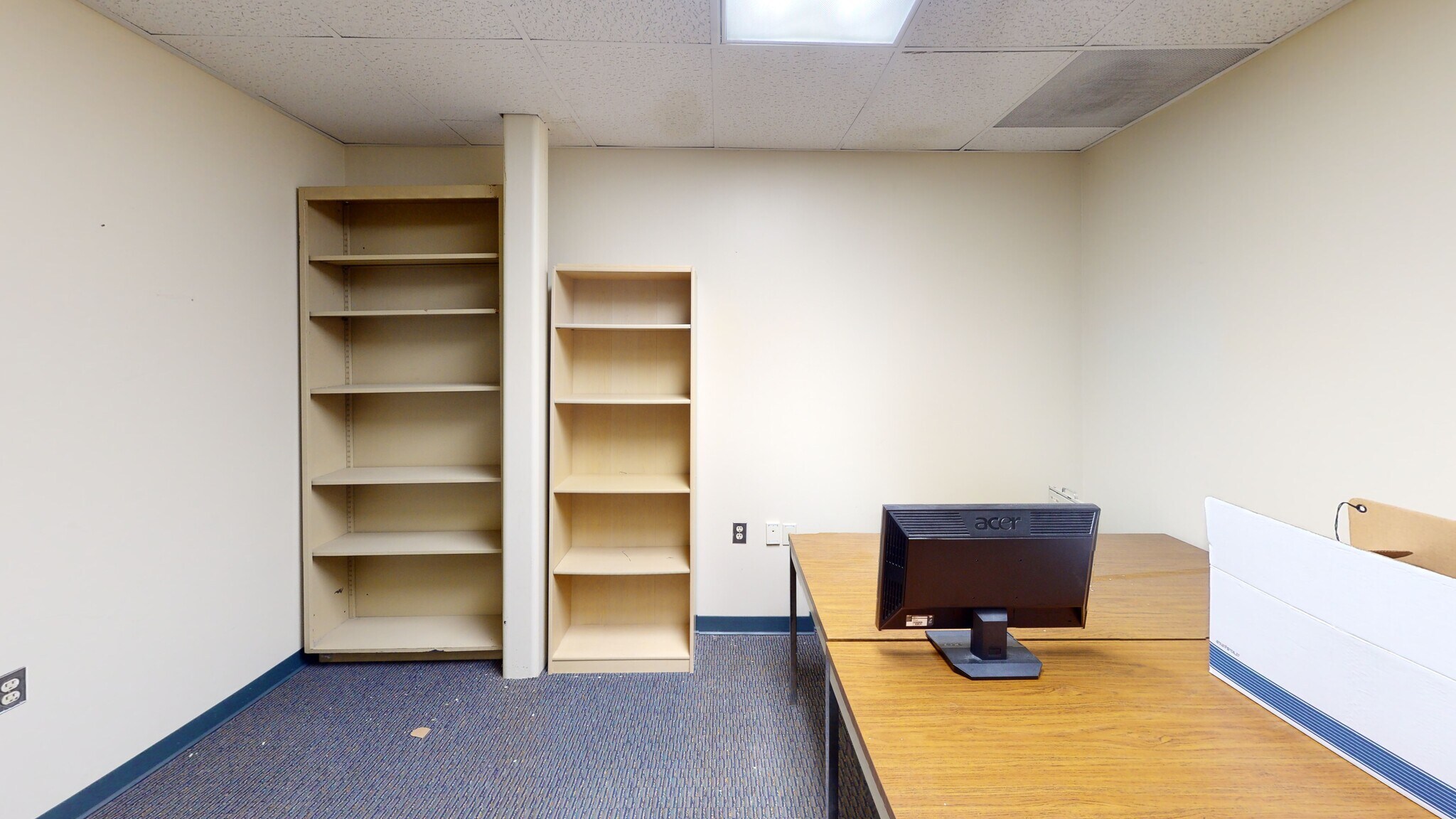 571 Holt Ave, Manchester, NH 03109 Office for Sale