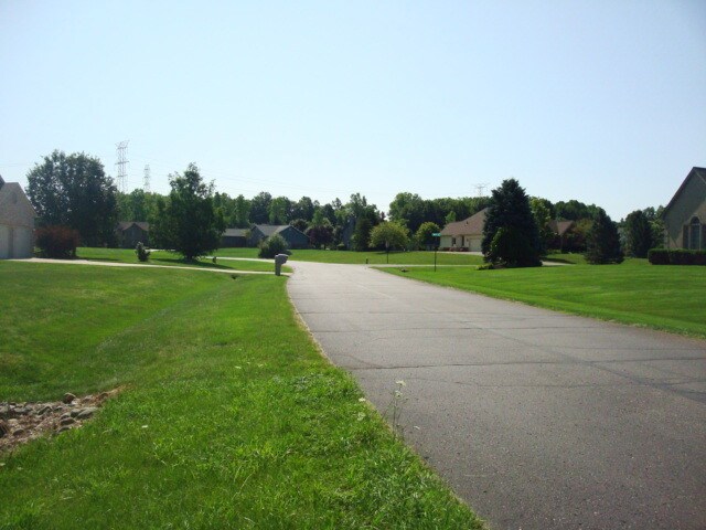 6095 Whispering Meadows Dr, White Lake, MI for sale Other- Image 1 of 1