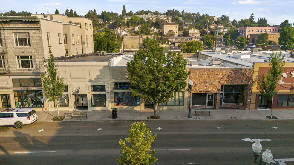 513 Main St, Klamath Falls, OR for sale - Aerial - Image 2 of 9