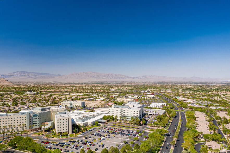 653 N Town Center Dr, Las Vegas, NV for lease - Aerial - Image 2 of 10