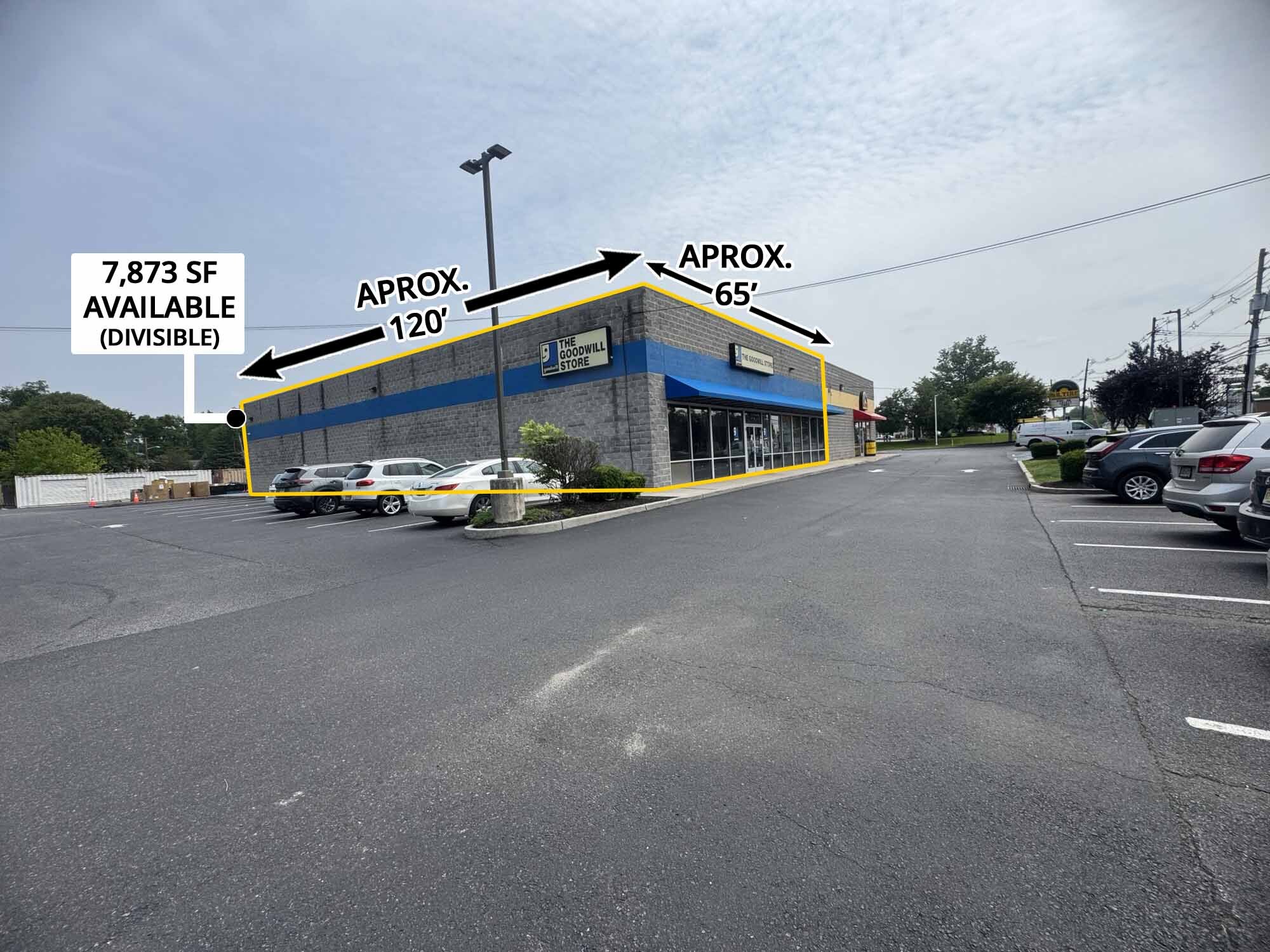 832 Mantua Pike, Woodbury Heights, NJ for lease Building Photo- Image 1 of 7