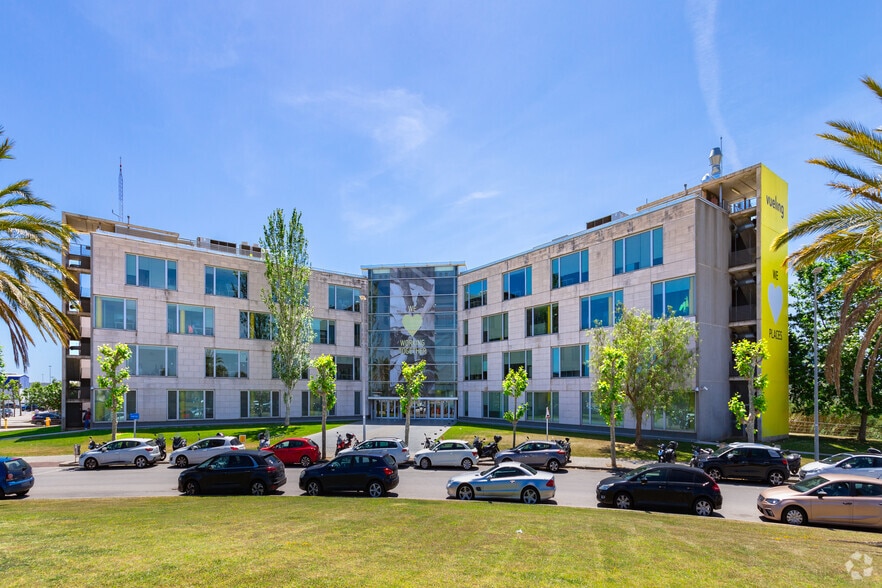 Office in El Prat de Llobregat, Barcelona for lease - Primary Photo - Image 1 of 2