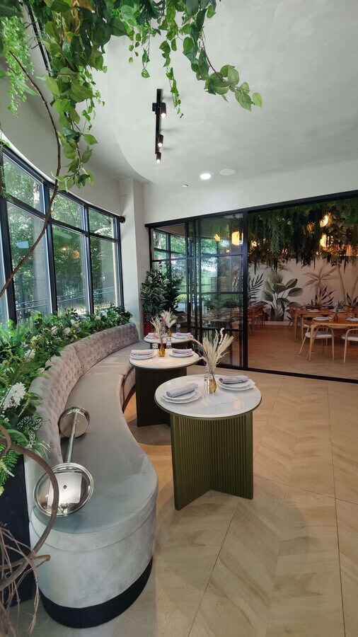 560 Dutch Valley Rd NE, Atlanta, GA 30324 - Unit 100 - - Interior Photo - Image 1 of 9