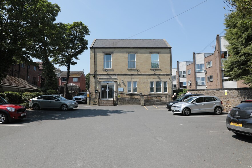 6 Huddersfield Rd, Barnsley for sale - Building Photo - Image 2 of 3