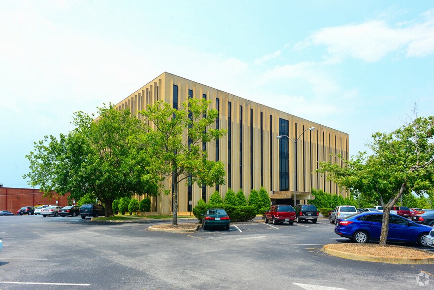 5751 Uptain Rd Chattanooga Tn 37411 Uptain Building Loopnet Com