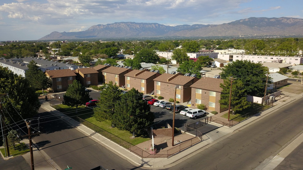 924 Valencia Dr SE, Albuquerque, NM 87108 | LoopNet